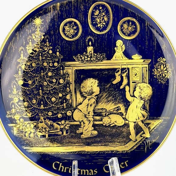 1975 Lindner Cobalt “Christmas Cheer” 24K Gold Collector Plate H.H. Lihs Germany - Picture 1 of 10